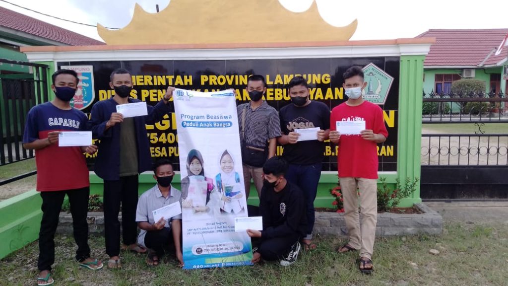 Penyaluran Beasiswa Procermat Bulan Kedua dan Bakti Sosial LAZDAI bersama SMKN 1 Negerikaton